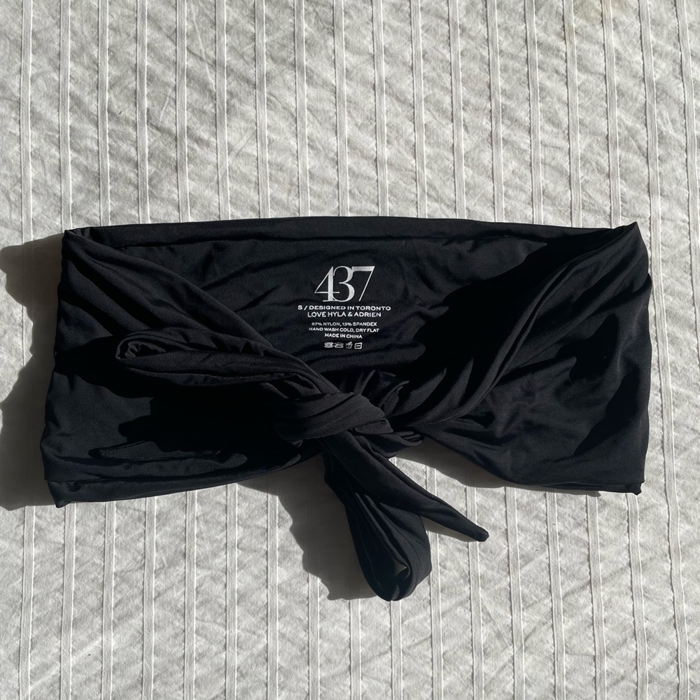 437 Swim Black Leo Top
